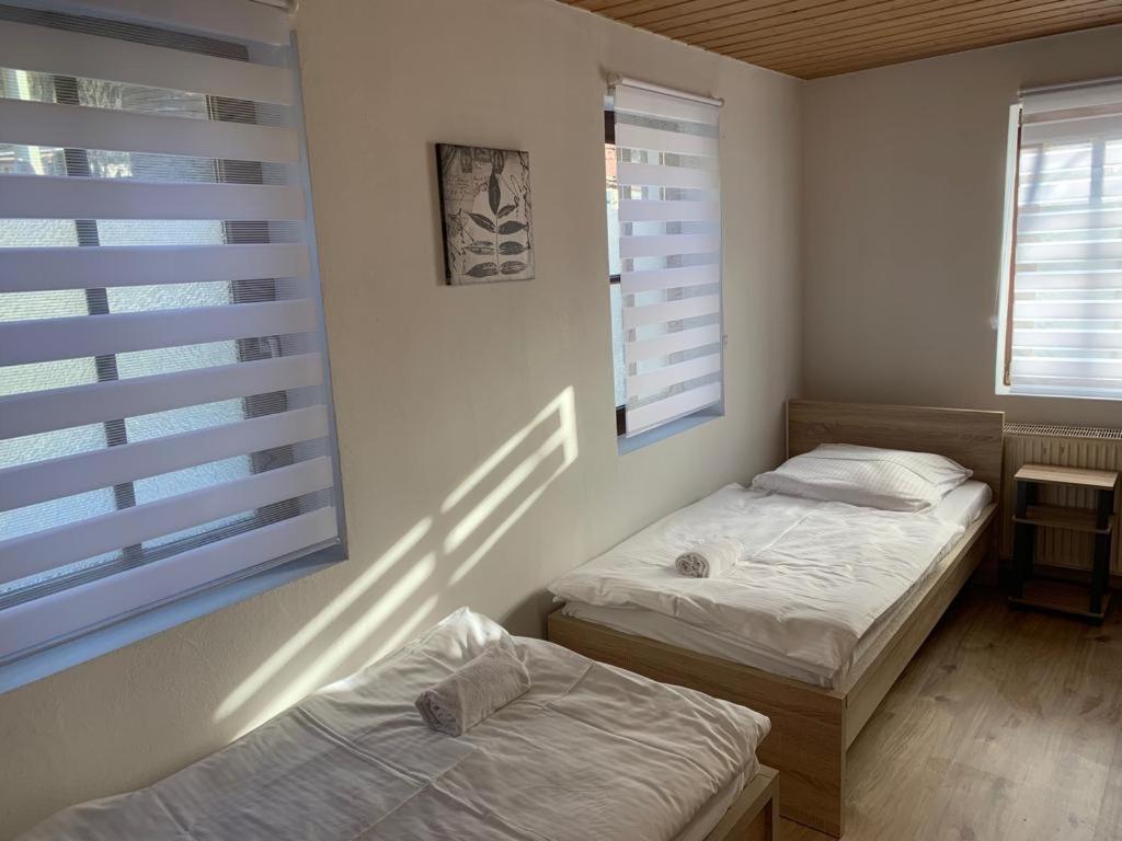 Ab Apartment Objekt 122 Ebersbach an der Fils エクステリア 写真